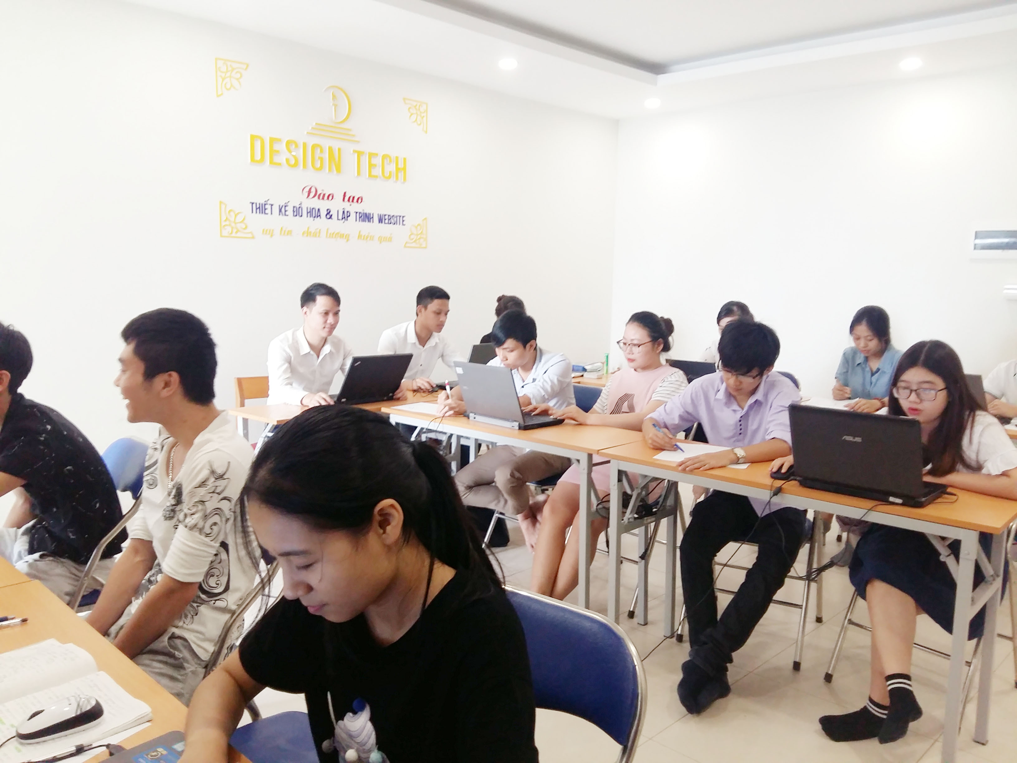 Khóa học thiết kế đồ họa quảng cáo tại quận Tân Bình